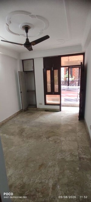 Room in 3 BHK Builder Floor at Mehrauli – for Sale