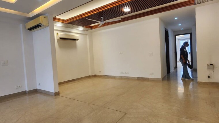 Room, safdarjung enclave 3 Bedroom 2400 Sq.Ft. Builder Floor In Safdarjung Enclave Delhi 10586258