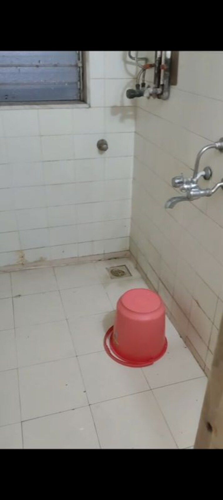 Bathroom, gautam-apartment-andheri-west 1 Bedroom 500 Sq.Ft. Apartment In Andheri West Mumbai 10586260