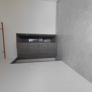 Room in 1 BHK Apartment at IM Applaud 38, Goregaon East – for Sale