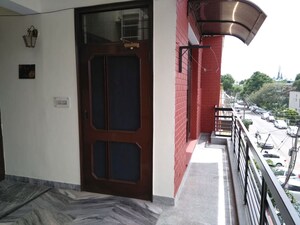 2 BHK Independent House – Exterior View View at Sector 44 - for Rent