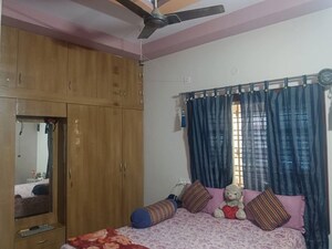 Bedroom in 2 BHK Builder Floor at Nri Layout – for Rent