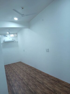   Office Space at Mahiraj Apartments, Bani Park – for Rent