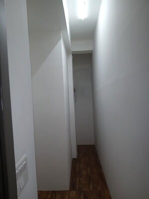   Office Space at Mahiraj Apartments, Bani Park – for Rent