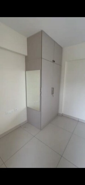 Room in 2 BHK Apartment at Mahaveer Celesse, Hunasamaranahalli – for Rent