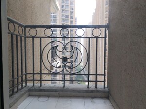 Room in 2 BHK Apartment at Prateek Grand City, Siddharth Vihar – for Rent