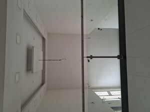 Furnished Amenities in 4 BHK Penthouse at Serene Meadows – for Sale