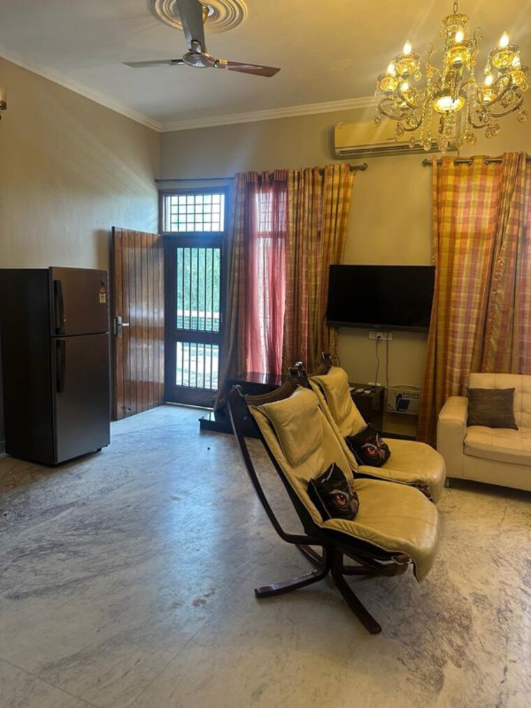 Living Room, sector 36 3 Bedroom 1000 Sq.Ft. Independent House In Sector 36 Chandigarh 10586386