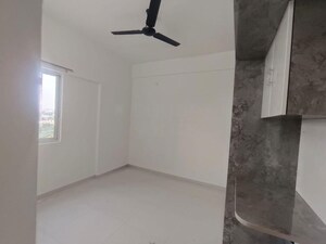 Room in 3 BHK Apartment at Raheja Vistas, Nacharam – for Rent