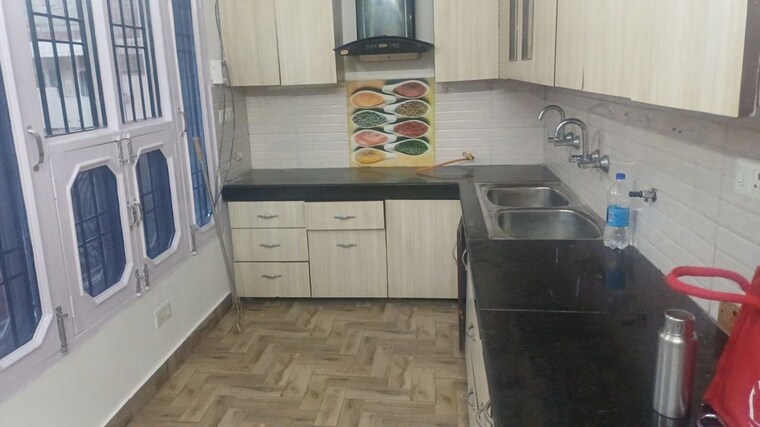 Kitchen, sector 39 2 Bedroom 1000 Sq.Ft. Builder Floor In Sector 39 Chandigarh 10586398