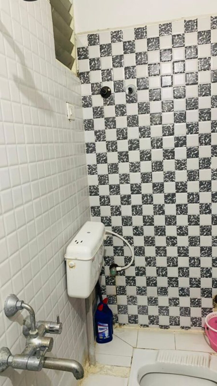 Bathroom, khilla-professor-colony-villa 2 Bedroom 1055 Sq.Ft. Apartment In Kasturba Nagar Bhopal 10586391