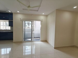 Room in 3 BHK Apartment at Ansari Residency, Tolichowki – for Rent