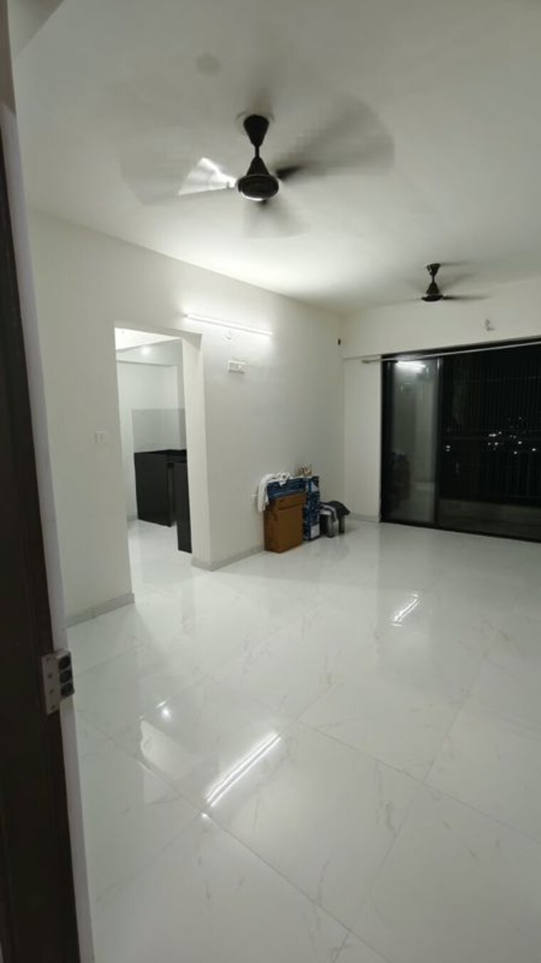 Room, runwal-gardens-phase-i 1.5 Bedroom 554 Sq.Ft. Apartment In Dombivli East Thane 10586433