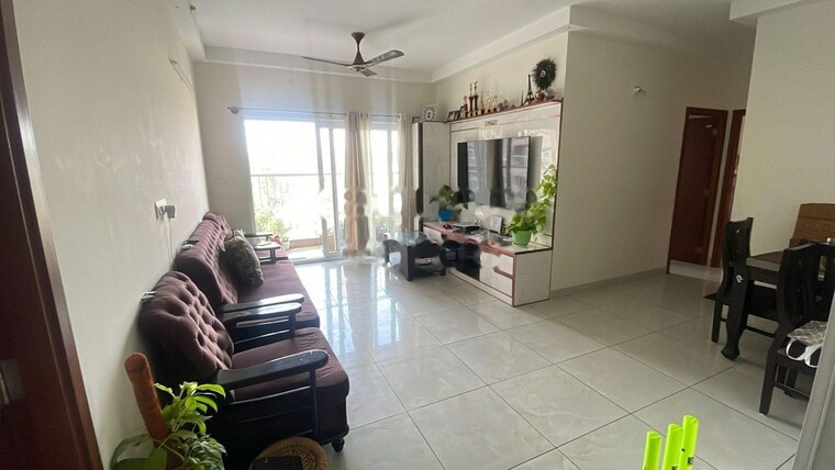 Living Room, prestige-park-square 3 Bedroom 1050 Sq.Ft. Apartment In Bannerghatta Road Bangalore 10586447
