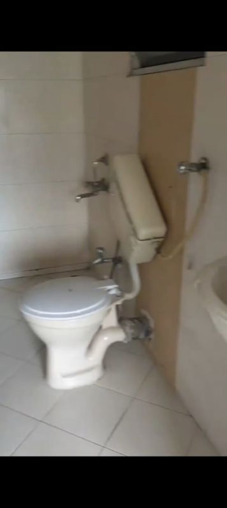 Bathroom, united-marvel 3 Bedroom 1400 Sq.Ft. Apartment In Viman Nagar Pune 10586427