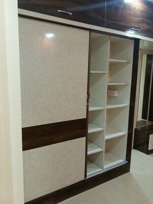 Room in 3 BHK Apartment at Prajay Megapolis, Kukatpally – for Rent