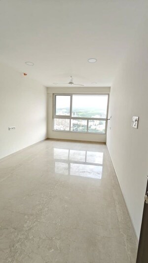 Room in 2 BHK Apartment at Group Satellite Elegance, Goregaon East – for Rent