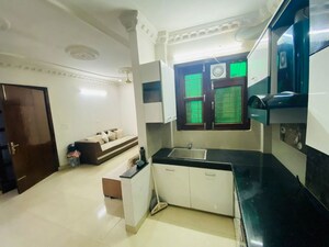 Team Area in 3 BHK Builder Floor at Sector 32 – for Rent