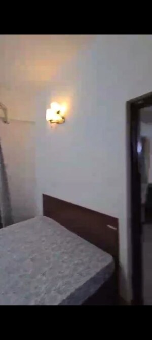 Room in 3 BHK Apartment at Camelot Society, Viman Nagar – for Rent