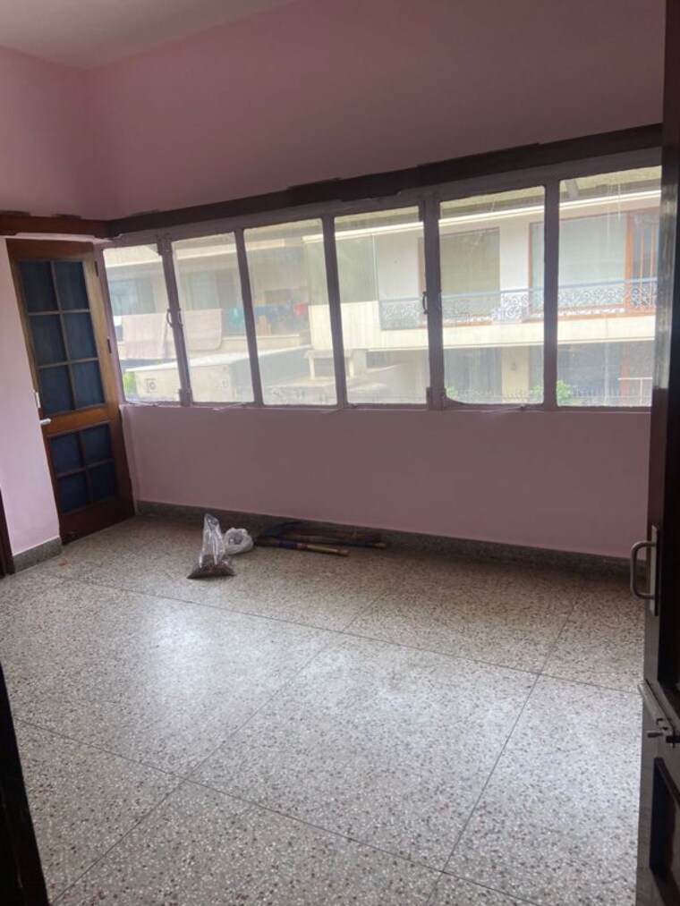 Room, sector 21 3 Bedroom 1000 Sq.Ft. Independent House In Sector 21 Chandigarh 10586483