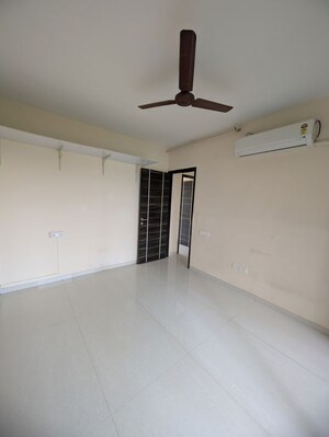 Room in 2 BHK Apartment at Satyam Imperial Heights, Ghansoli – for Rent