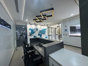  Office Space For Rent in Hal
