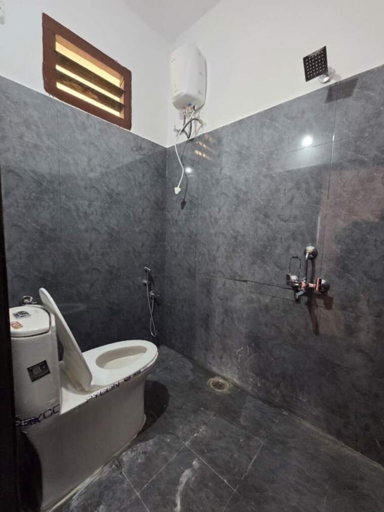 Bathroom, sri-sai-ayyapa-sadan 2 Bedroom 1045 Sq.Ft. Apartment In Madhapur Hyderabad 10586520