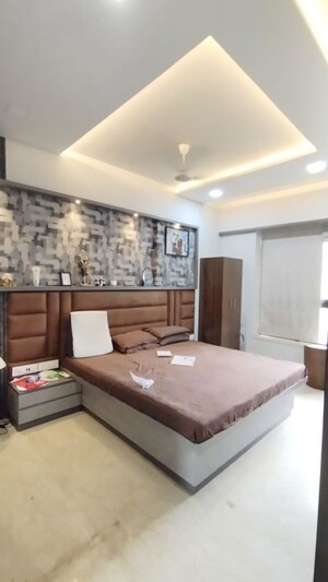 Bedroom in 2 BHK Apartment at Shapoorji Pallonji Vicinia, Powai – for Rent
