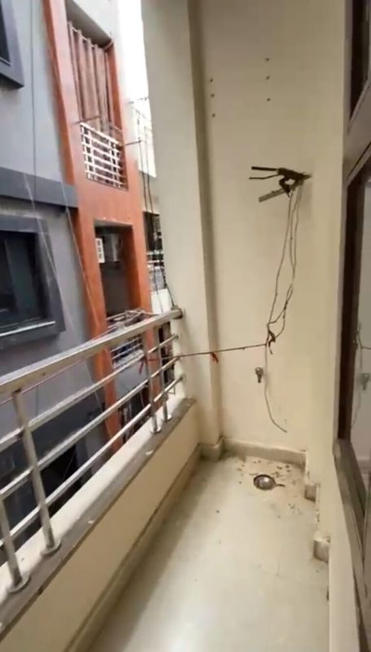 Balcony, uttam nagar west 2 Bedroom 50 Sq.Yd. Builder Floor In Uttam Nagar West Delhi 10586540
