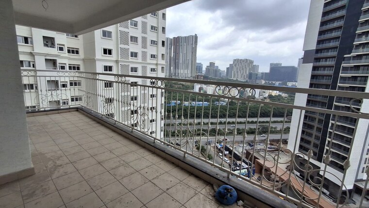 Balcony, prestige-beverly-hills 4 Bedroom 2708 Sq.Ft. Apartment In Kokapet Hyderabad 10586548