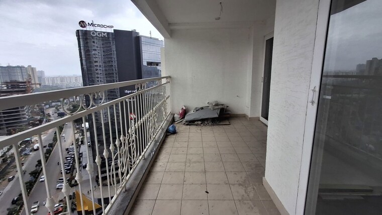 Balcony, prestige-beverly-hills 4 Bedroom 2708 Sq.Ft. Apartment In Kokapet Hyderabad 10586548