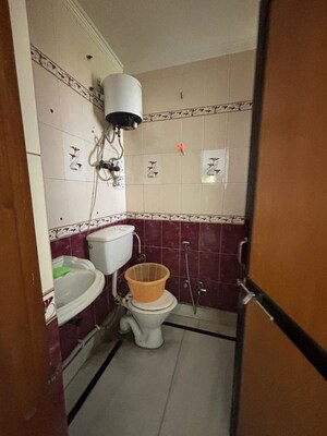 Attached Bathroom in 3 BHK Apartment at Sector 4 Dwarka – for Rent