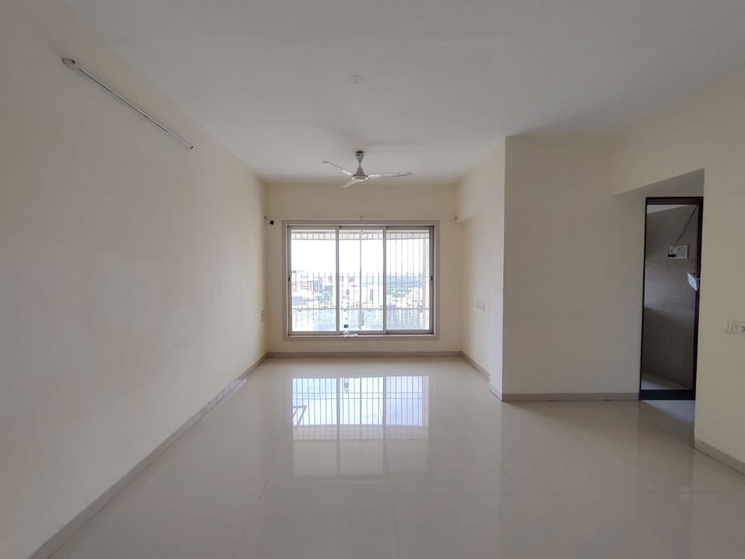 2 BHK 720 Sq.Ft. Apartment in Romell Diva