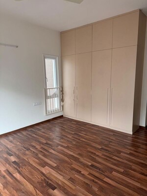 Room in 3 BHK Apartment at L&T Raintree Boulevard, Hebbal – for Rent