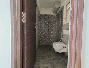 Bathroom in 2 BHK Apartment at H Square AN Heights, Malad West – for Sale