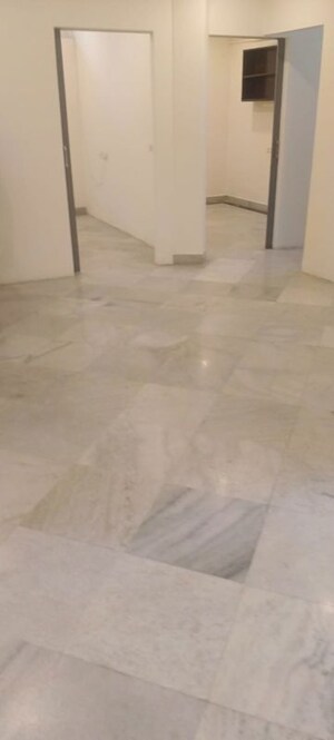 Room in  Office Space at Defence Colony – for Rent