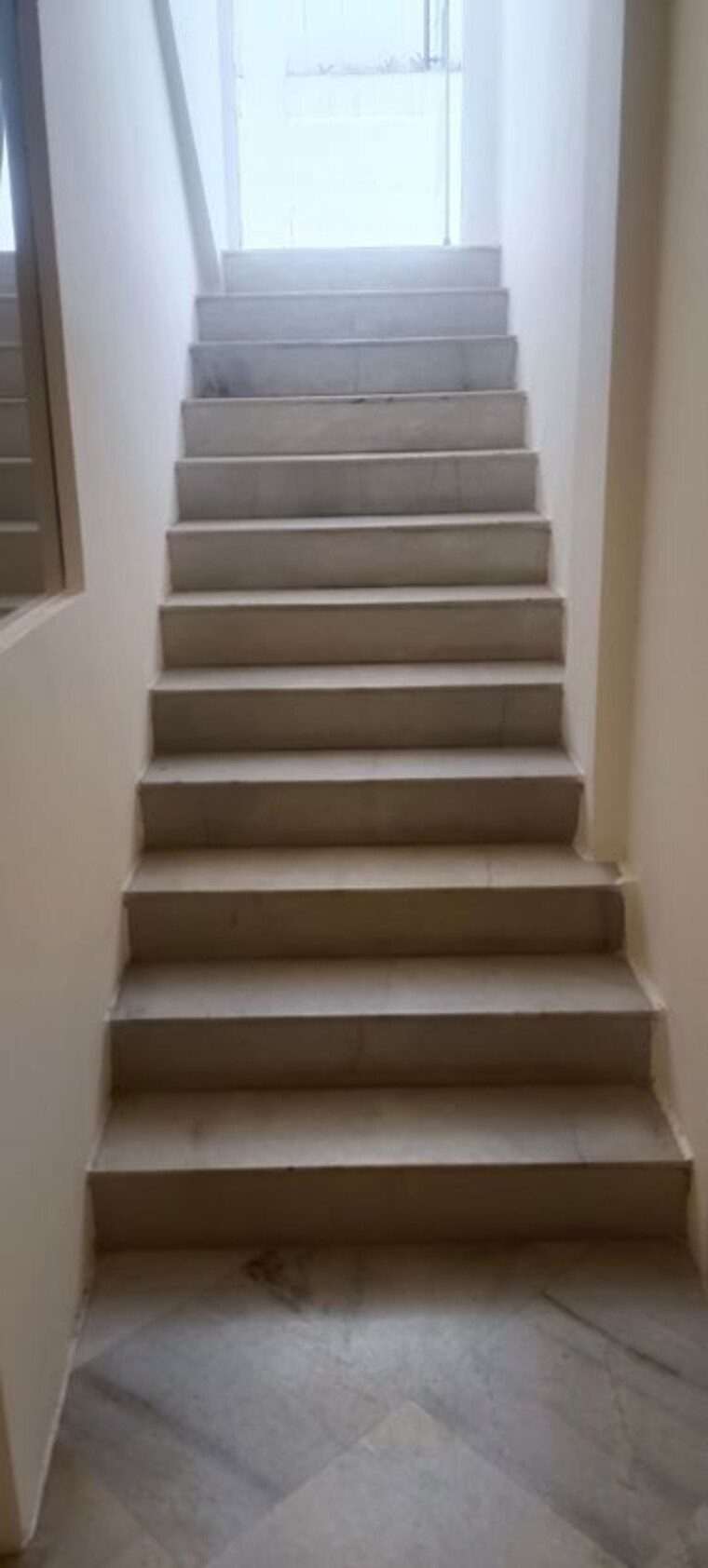 undefined, defence colony Commercial Office Space 1700 Sq.Ft. In Defence Colony Delhi 10586598