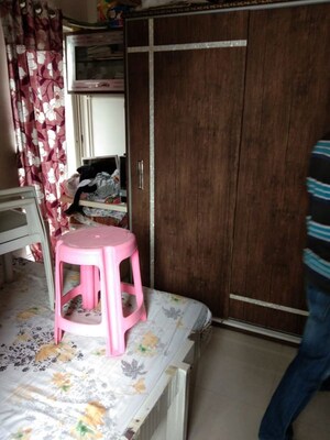 Bedroom in 1 BHK Apartment at Karve Nagar – for Rent