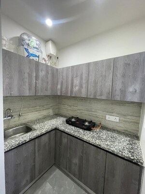Kitchen in 1 BHK Builder Floor at Sector 38 – for Rent