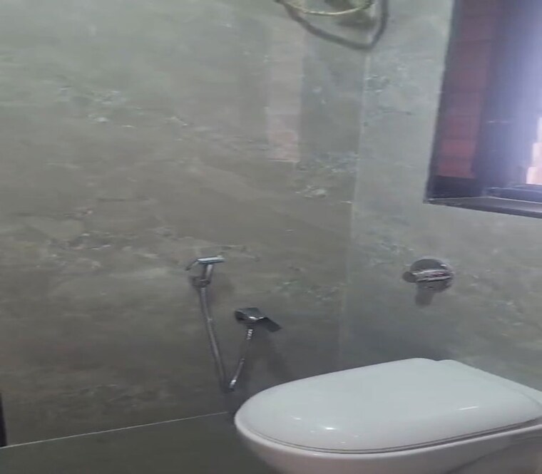 Bathroom, dadar east 2 Bedroom 750 Sq.Ft. Apartment In Dadar East Mumbai 10586651