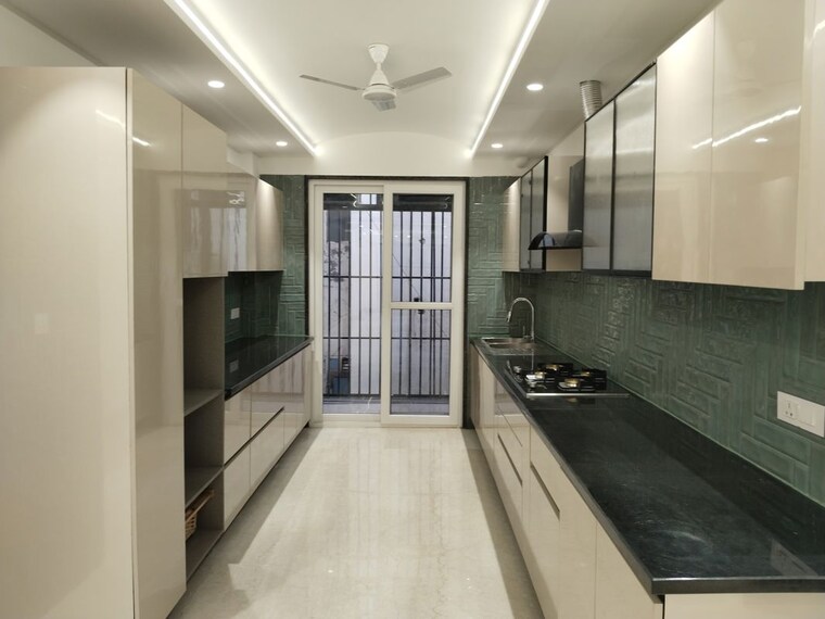 Kitchen, jasola 4 Bedroom 3000 Sq.Ft. Builder Floor In Jasola Delhi 10586561
