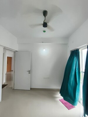 Room in 2 BHK Apartment at Godrej Greens, Undri – for Rent