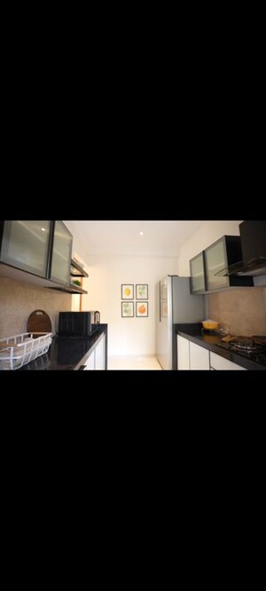 Team Area in 2 BHK Apartment at Godrej Exquisite, Ghodbunder Road – for Sale