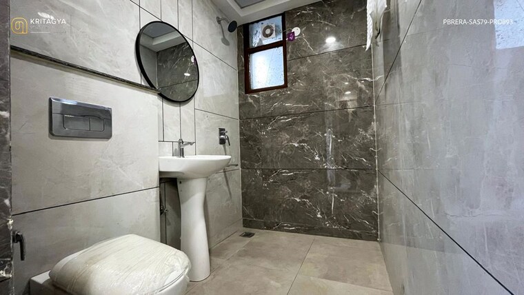 Bathroom, the-suman-marvelous 3 Bedroom 1450 Sq.Ft. Apartment In Ramgarh Bhudda Zirakpur 10586615