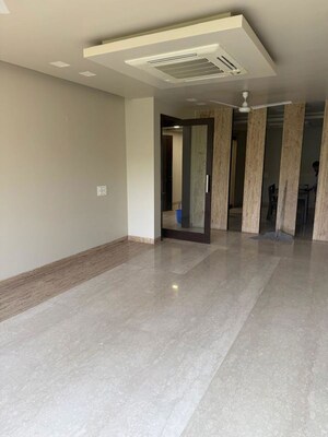 Room in 3 BHK Builder Floor at Vasant Vihar – for Rent