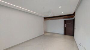 Room in 4 BHK Apartment at Jayabheri The Peaks, Narsingi – for Rent