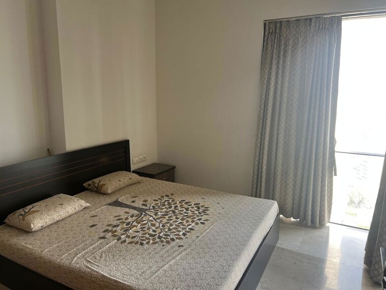 Bedroom, lodha-the-park 2 Bedroom 825 Sq.Ft. Apartment In Worli Mumbai 10586669