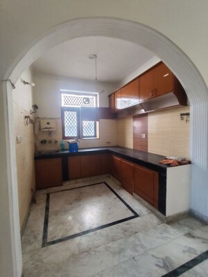 Kitchen in 3 BHK Builder Floor at Green Fields Colony – for Rent