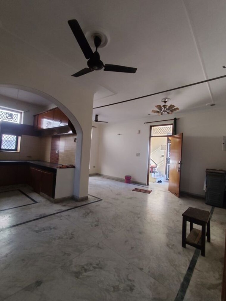 Living Room, green fields colony 3 Bedroom 1699 Sq.Ft. Builder Floor In Green Fields Colony Faridabad 10586679