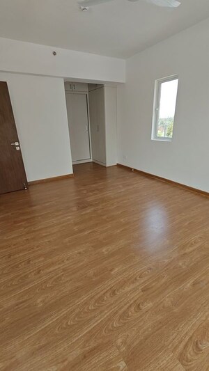 Room in 3 BHK Apartment at Godrej Air Sector 85, Sector 85 – for Sale